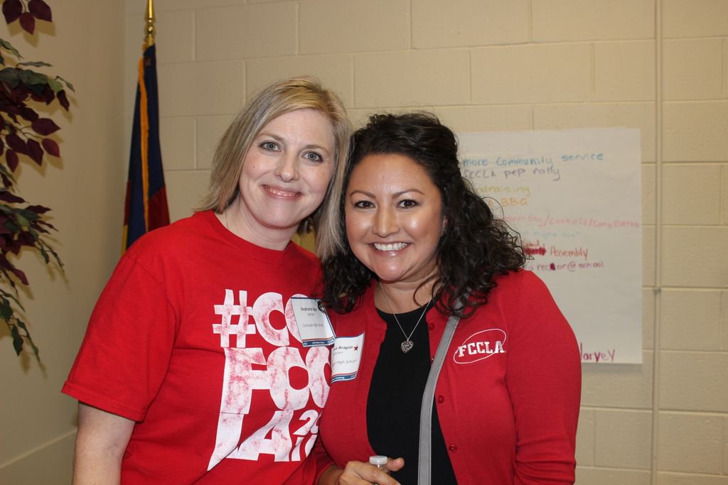 ColoradoFCCLA's tweet photo. #FCCLAweek is in 2 weeks! Check out the Toolkit (https://t.co/6tqNNuL8NU) to help your chapter celebrate the #EverlastingTale https://t.co/hCJCJfwFch