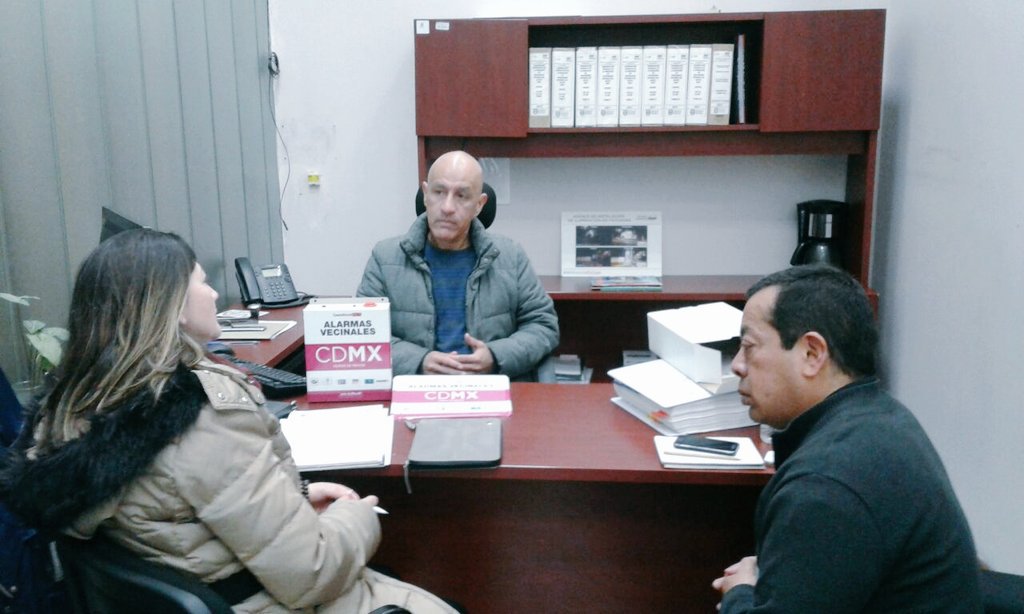 Hoy nos reunimos con <a href="/CANACOMexico/">CanacoCDMX</a> para coordinar acciones y sumar esfuerzos para la #Prevención
La @DelegacionMH es tu casa.