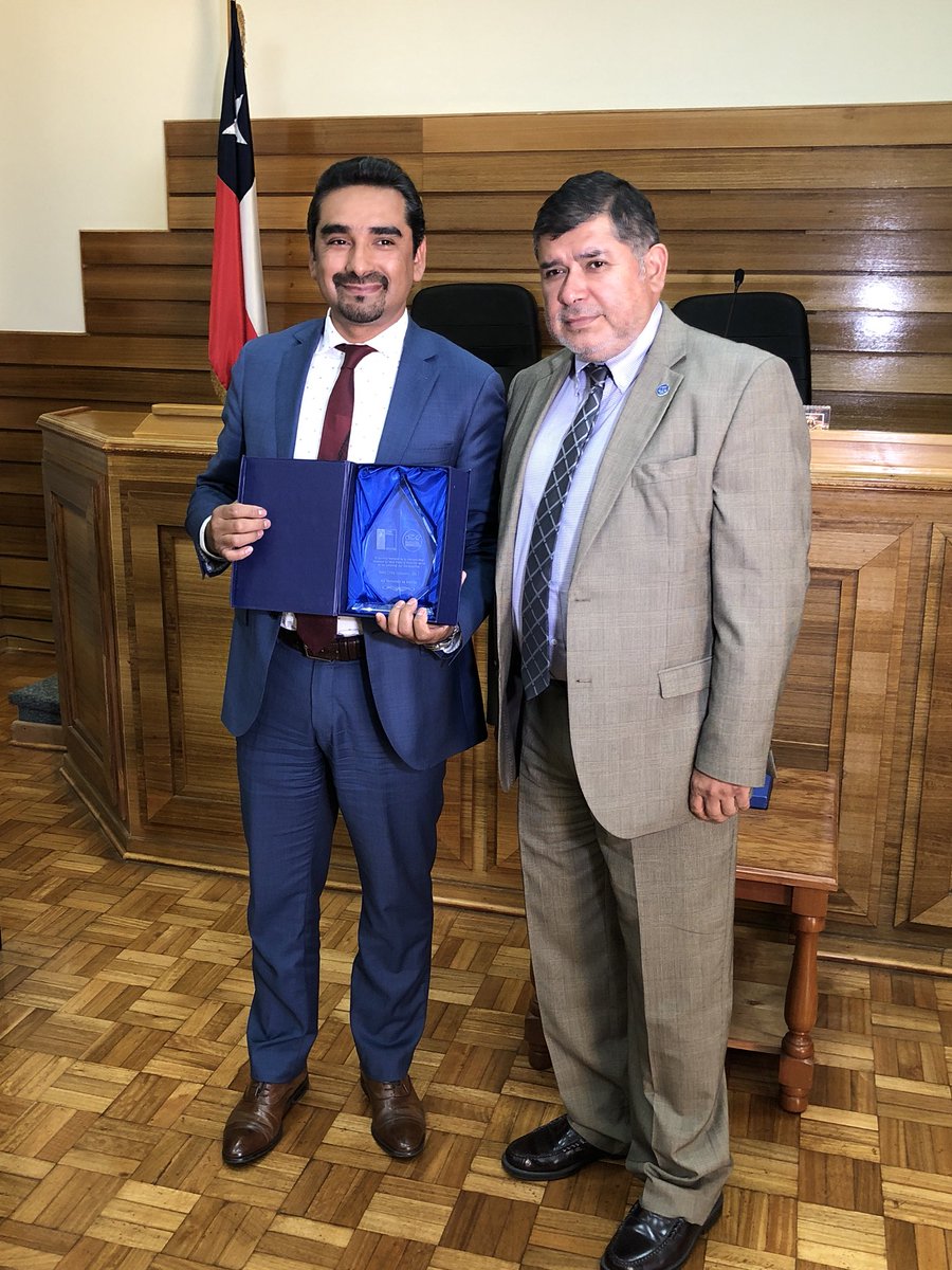 Minjudhbiobio's tweet photo. Seremi @seremicaceres participa en la entrega de reconocimientos del “Chile Inclusivo” de Senadis al Tribunal de Juicio Oral en lo Penal de Cañete https://t.co/p8XdfCjdKI