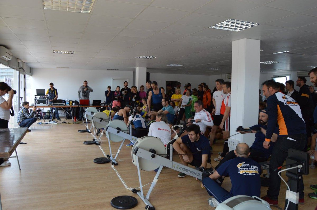 Diumenge, prova rem indoor al Port. Ambient i competitivitat assegurada. Competició a la sala i reergòmetres d'entrenament també a fora. Més de 10 clubs i 12 categories. #Badalona #portviu <a href="/CNBetulo/">Club Nàutic Bétulo</a> <a href="/CNBadalona/">C.N.Badalona</a> <a href="/remcatalunya/">FCR</a> <a href="/Olimpic_BCN/">Olimpic Barcelona</a> <a href="/capgrossos/">Capgrossos de Mataró</a> <a href="/Maritimbcn/">Marítim Barcelona</a> <a href="/PanteresGrogues/">Panteres Grogues</a>