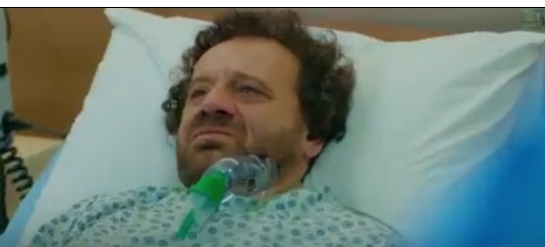 IsmetElibolCl's tweet photo. Parece que tengo otra hermana #bizimhikaye y llegará al hospital 😱 https://t.co/gQGv1yh4Pm