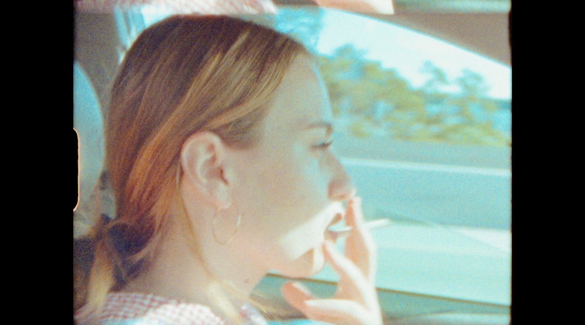 «Looking at the skyline silhouette, sippin’ on my wine you smoke your cigarettes» 02.02.18 #backseatlovin