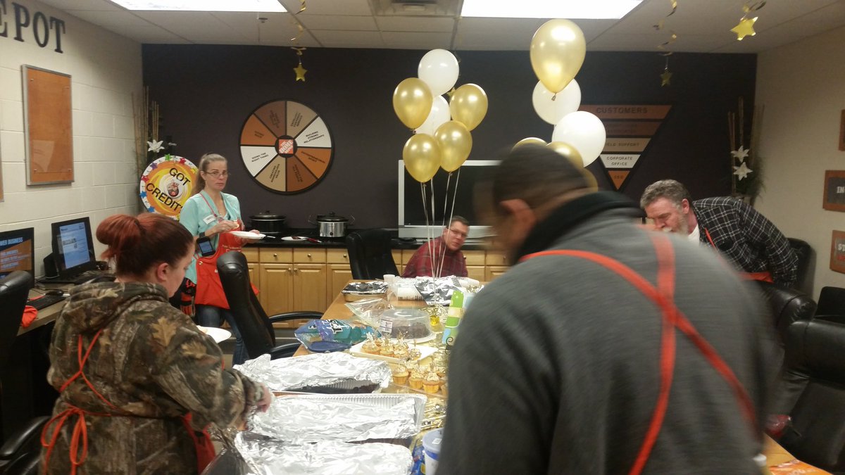 Welcoming our New Fiscal Year! Burgers and chili cookoff.Homer Fund drive too! @kattyniner @witman68 @MAEngagement