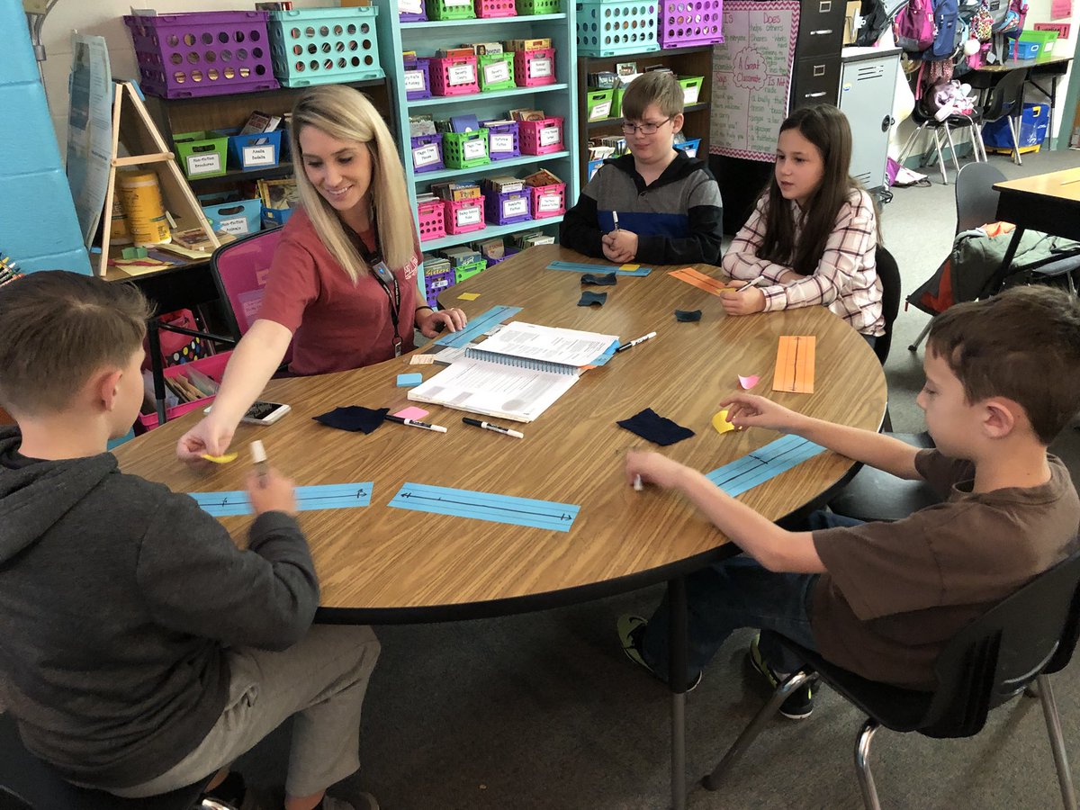 CaptainACPicard's tweet image. #CelebrateMonday with math stations. @CentralCabotpK4 @dani_Smith3rd #CEunited