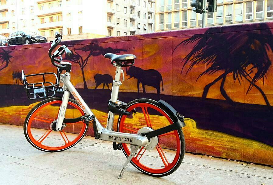 RideMovi's tweet photo. "Andare in bicicletta mi permette di esplorare il mondo" Complimenti a Massimo Demelas che vince 500 minuti di utilizzo Mobike con il concorso su Instagram #MyMobike!🏆🚲💚 Sai indovinare il luogo in cui si trova #Mobike? #concorso #mobikemovement #MobikeLife #winner https://t.co/GS6yijFhoS