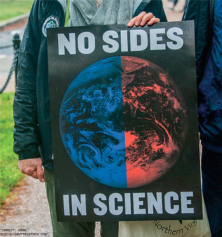 ScienceMagazine's tweet photo. "Scientists must rebuild public understanding and appreciation of science and evidence-based thinking:" this week's Editorial by @AAAS CEO @RushHolt https://t.co/0YieKcxqhD https://t.co/70SNmR3KnB