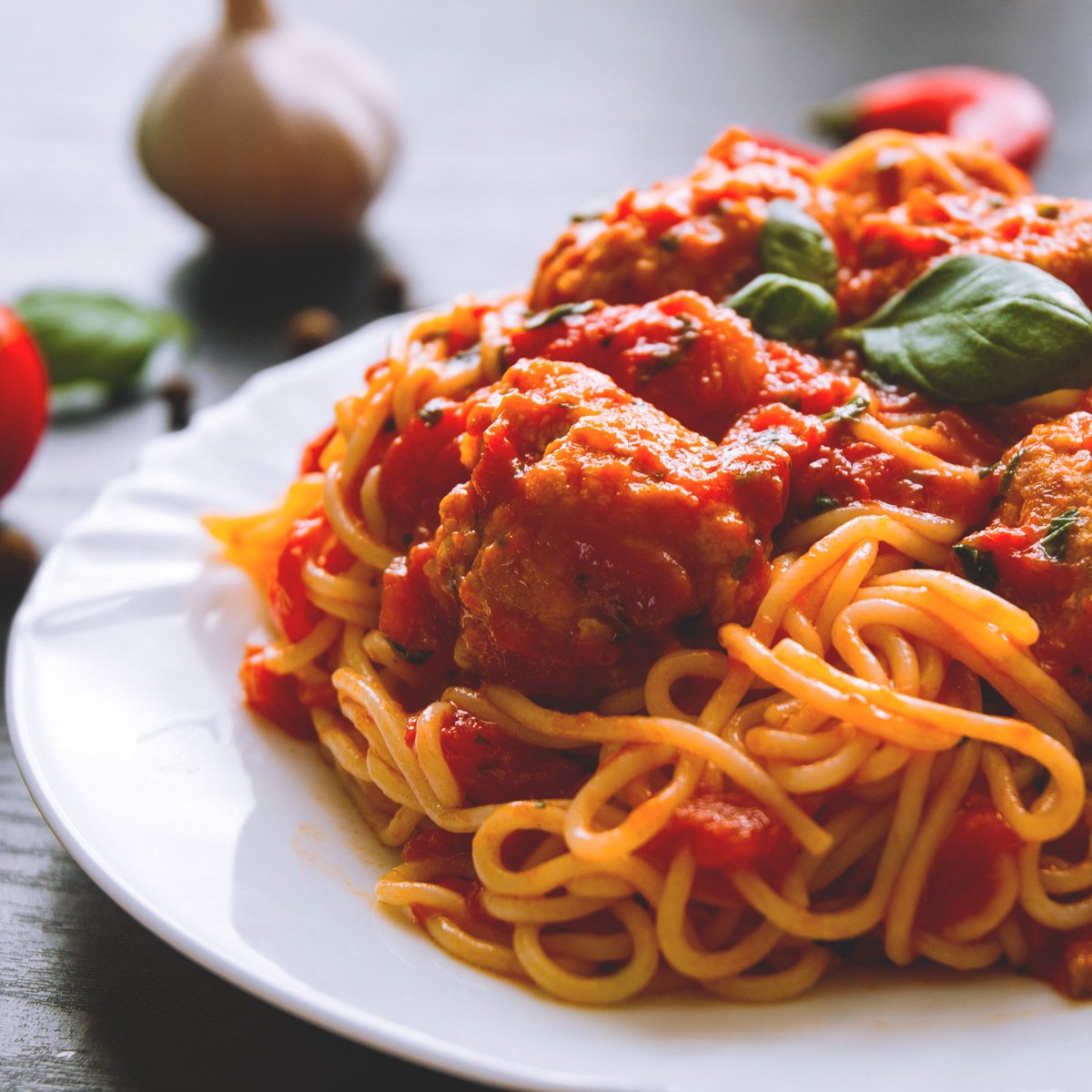 SolomonsMeat's tweet photo. Classic, delicious and unbeatable. Spaghetti and meatballs are the perfect solution to dinner dilemmas all year long! #spaghetti #meatballs #Eats #MondayMotivation https://t.co/Mw9RQ7IP4D