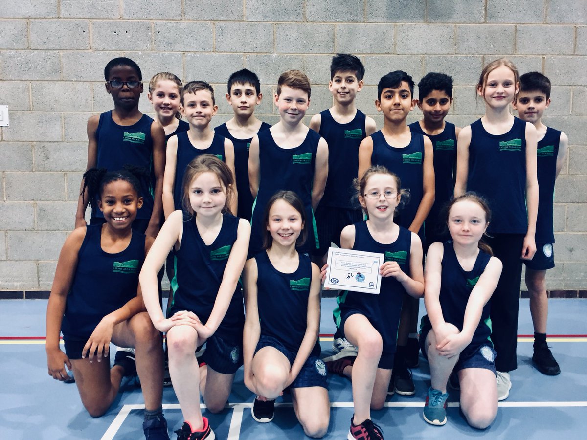 MrSteelMK's tweet photo. What a tough fought competition at the indoor athletics tonight! Iโm so #proud of all of you #letskeepgettingbetter https://t.co/CDTpXwwc1j
