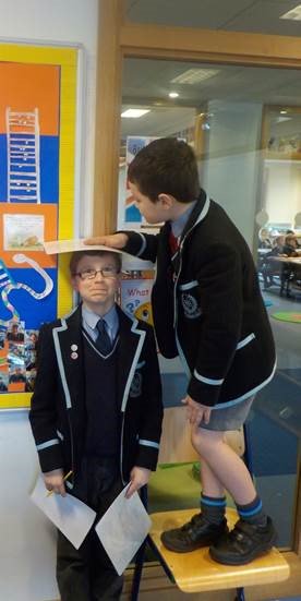 HolmewoodOnline's tweet image. Measuring real objects and converting measurements.
#RepresentingData #MondayMaths #Year4