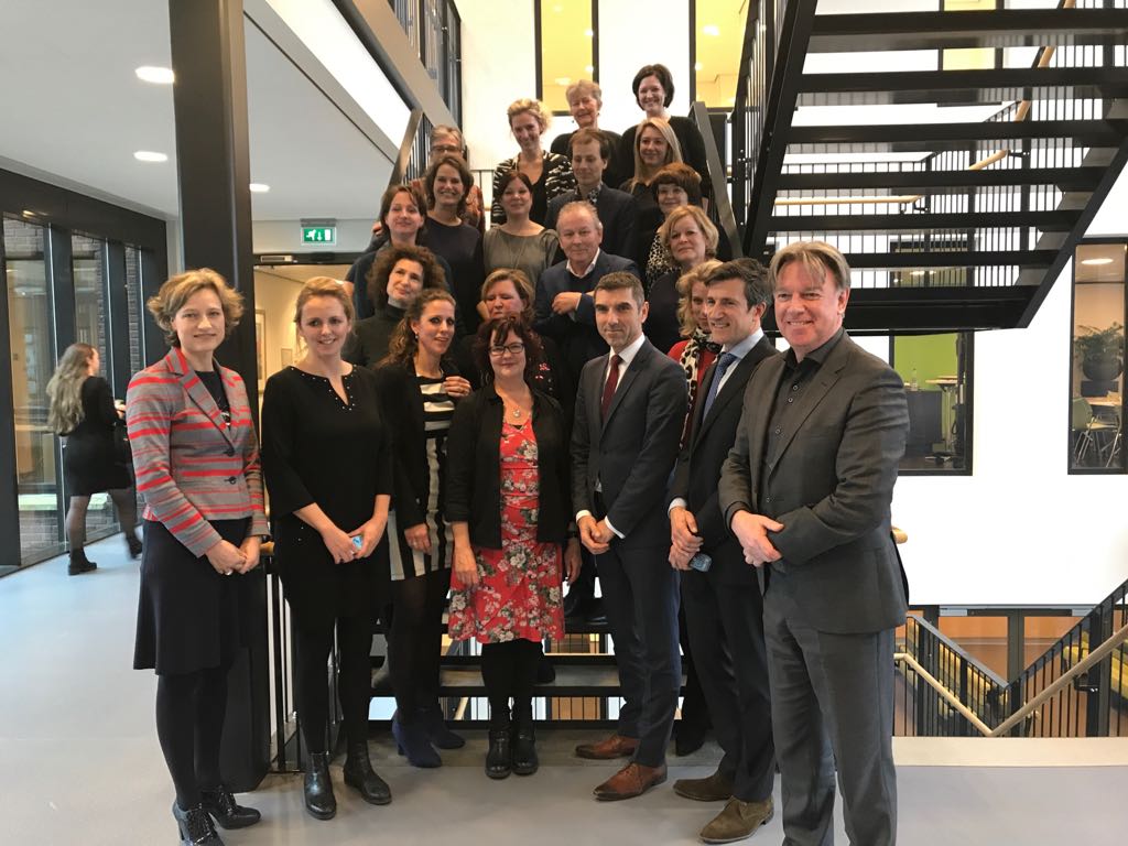 Bij @JBZDenBosch hebben Brabantse professionals verteld over wat werkt om kinderen te helpen bij overgewicht. Zoals samen optrekken met ouders, aandacht achterliggende oorzaken, niet met vingertje wijzen. Goed bezig! Kunnen we alle kinderen in NL mee helpen! #preventieakkoord