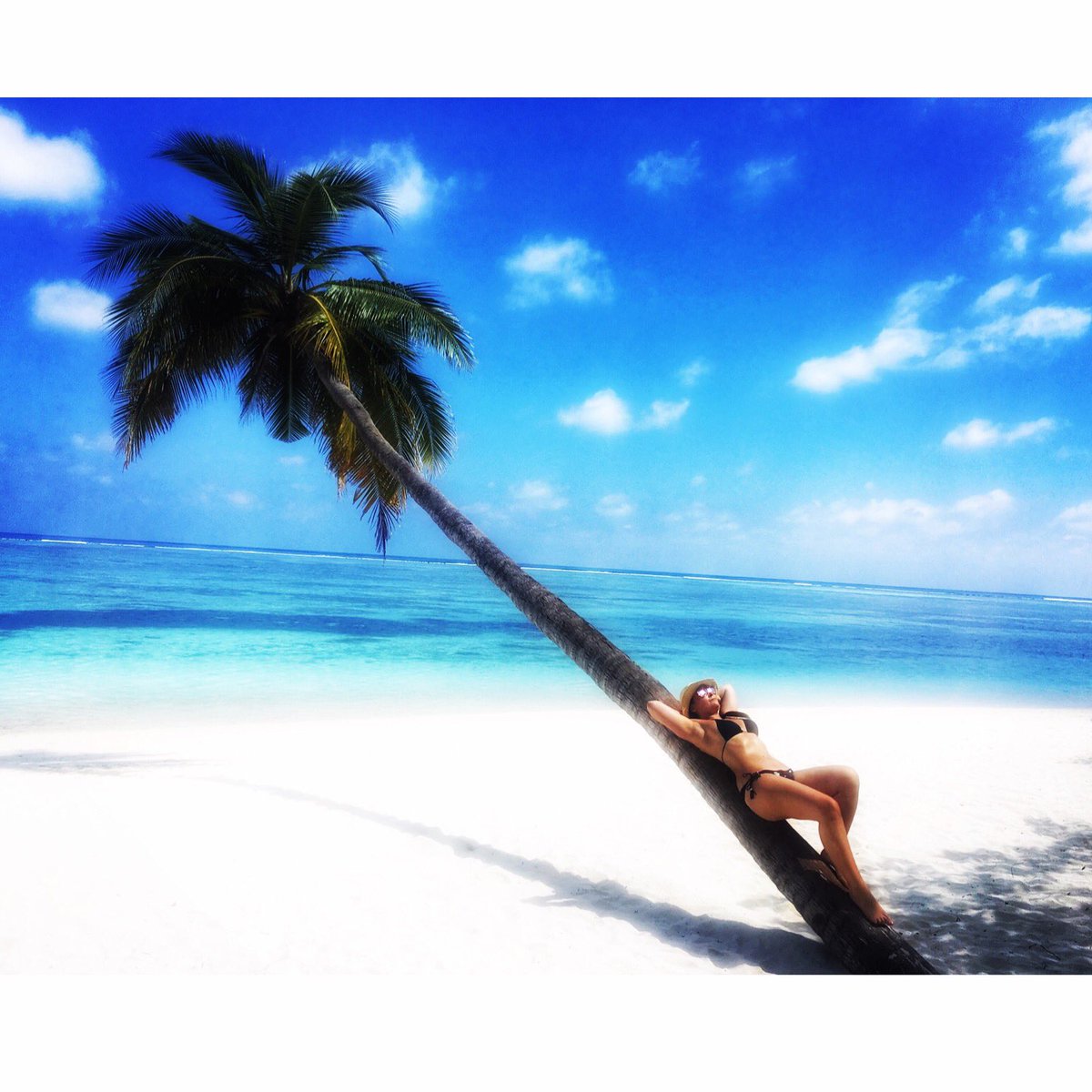 ciaramuller's tweet photo. Back to my fav place in the morning ❤️🌞🌸 #maldives #paradise #cantwait https://t.co/QxHOR6HPjg