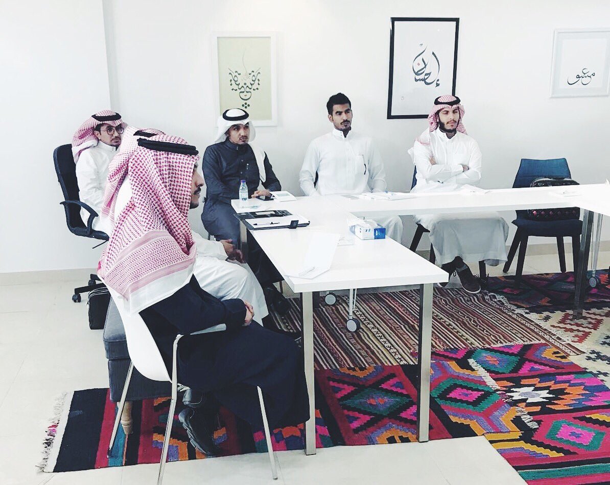 SEF حاضنة tweet media