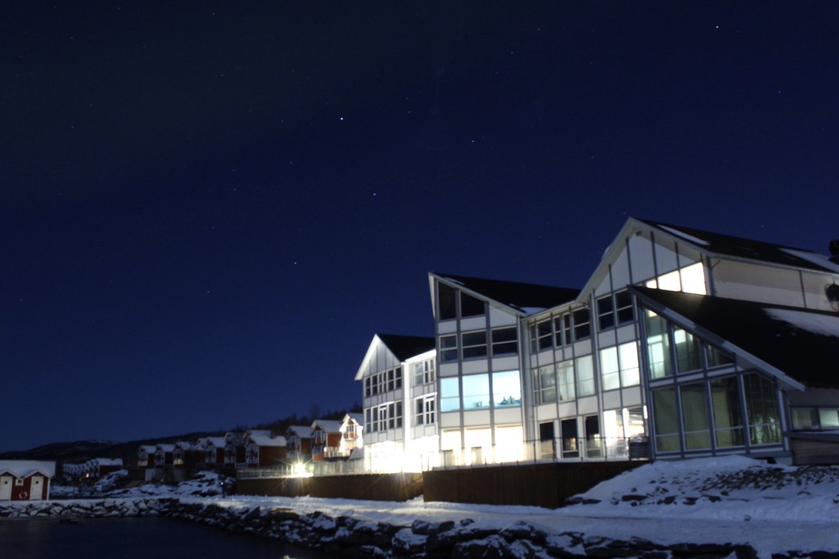 BestScandinavia's tweet photo. We’re staying at #malangenresort, a beautiful fjordside hotel just 90 minutes from #tromso: https://t.co/PvqogMhg12 #bestserved https://t.co/8DdUtLdH2M