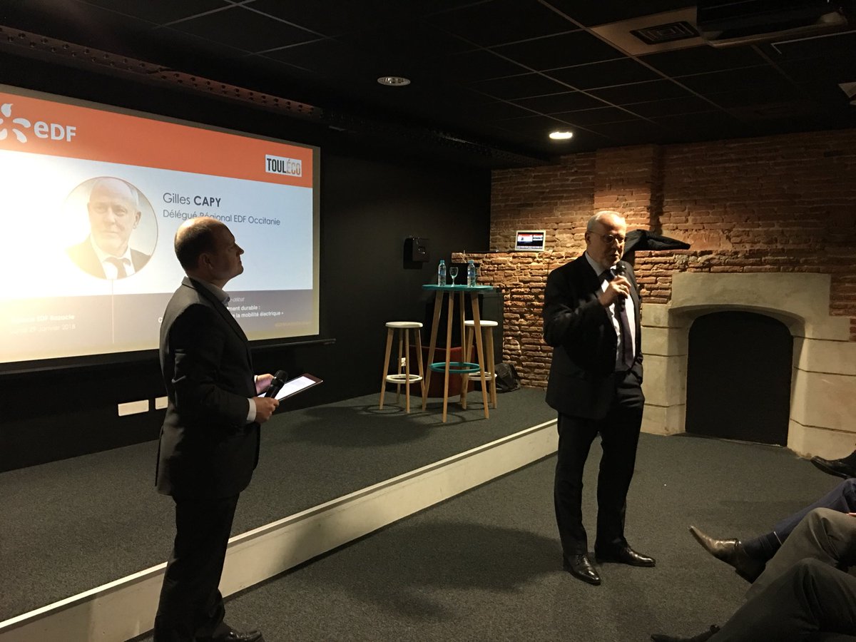 LBecharel's tweet photo. En place pour la soirée #EDFMobiliteElectrique au Bazacle à #Toulouse pour parler #mobilite et #BatimentsDurables avec @CapyGilles @LionelZecri @FrancoisChollet #GillesFuret #StephaneAubay et animée par @venzal de @ToulEco https://t.co/wC2pS8DYC4