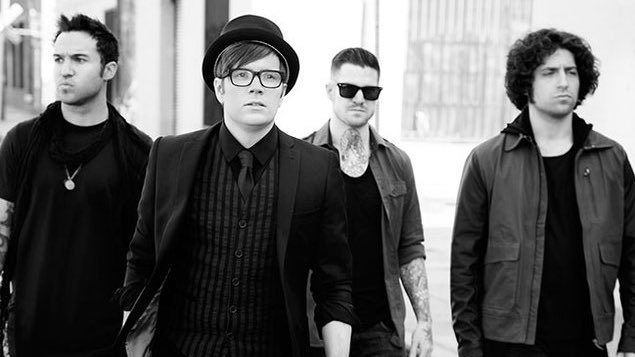 New Fall Out Boy album sells 130,000 total units FW, 117,000 traditional units; sees 40.6% drop from last LP