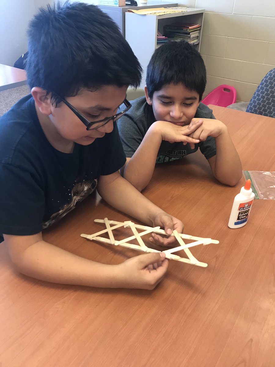 LWajer's tweet photo. STEM bridge building in science https://t.co/3uOeZGwfMo