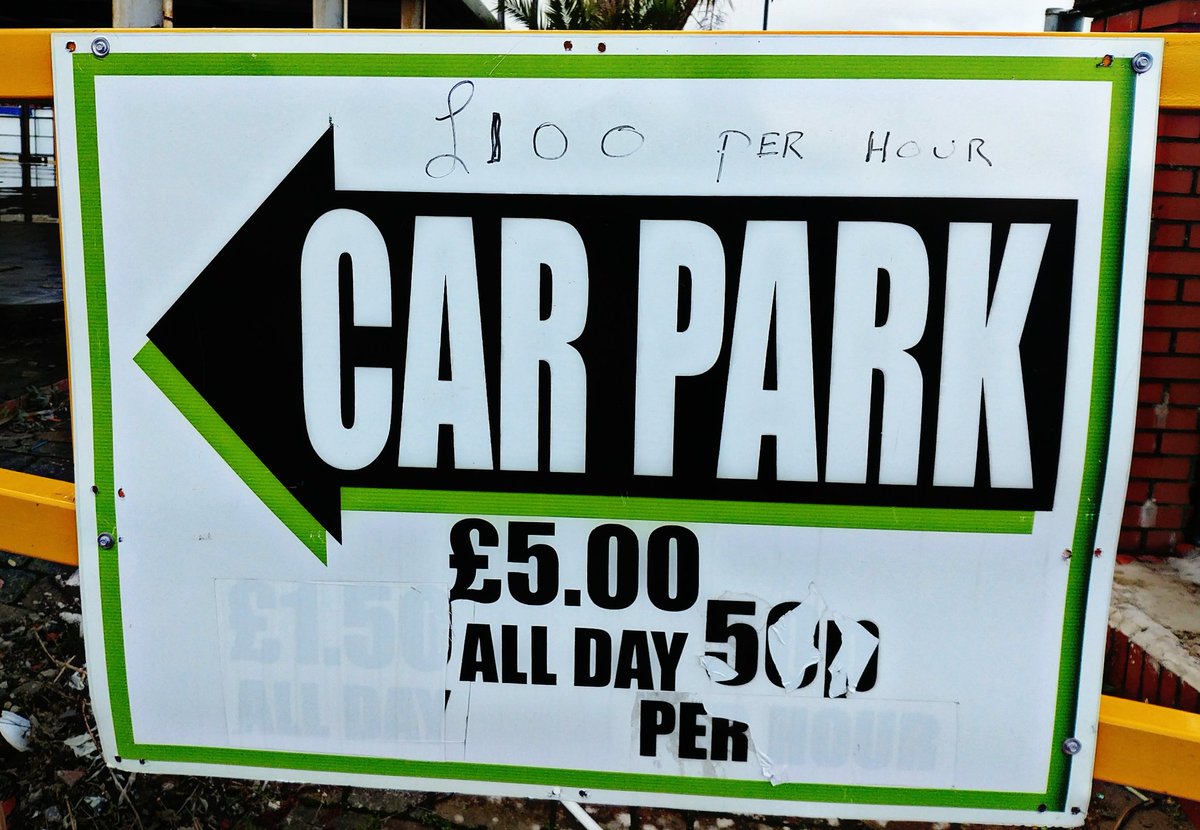 ccfc_bluebirds's tweet image. Fiver all day or, £100 per hour 😜 #decimalpoint #BarryIsland