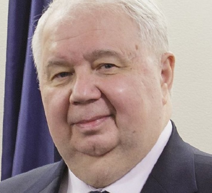 Russian Ambassador Sergey Kislyak is Grunther(credit:  @Tottspur69)