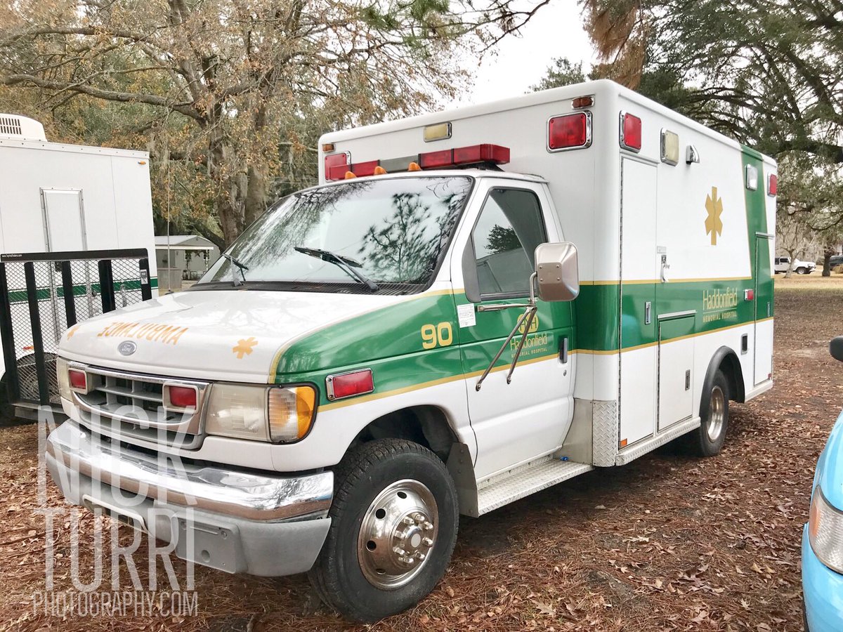 NickTurriPhoto's tweet photo. Halloween Movie filming in Charleston, SC. An Ambulance for #HaddonfieldMemorialHospital
 #HalloweenMovie #Halloween2018 #halloweenremake  #halloween #michaelmyers #halloweenfilming #haddonfield #nickturriphotography https://t.co/MZlsvlkh2m