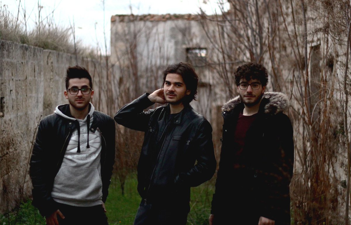 Listen: "Warm cloudy weather" by <a href="/SAMAsoundita/">S A M A</a> at wolfinasuit.com/2018/01/29/lis… #warmcloudyweather #SAMA #Italy #wolfinasuit #indiemusic #newmusic #Indiepop #electronica #mustlisten #Italia #indieband