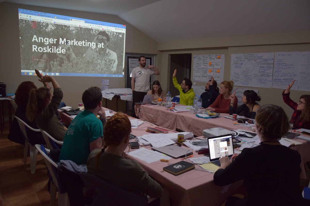 ccivs_volunteer's tweet photo. During this third day of the #STEPccivs training hosted by @CID, we exchanged about financial sustainability and communication strategy. Many enriching discussions leading participants to acquire new skills that will be shared within each organisation after this training. https://t.co/NDHLUB8jBi