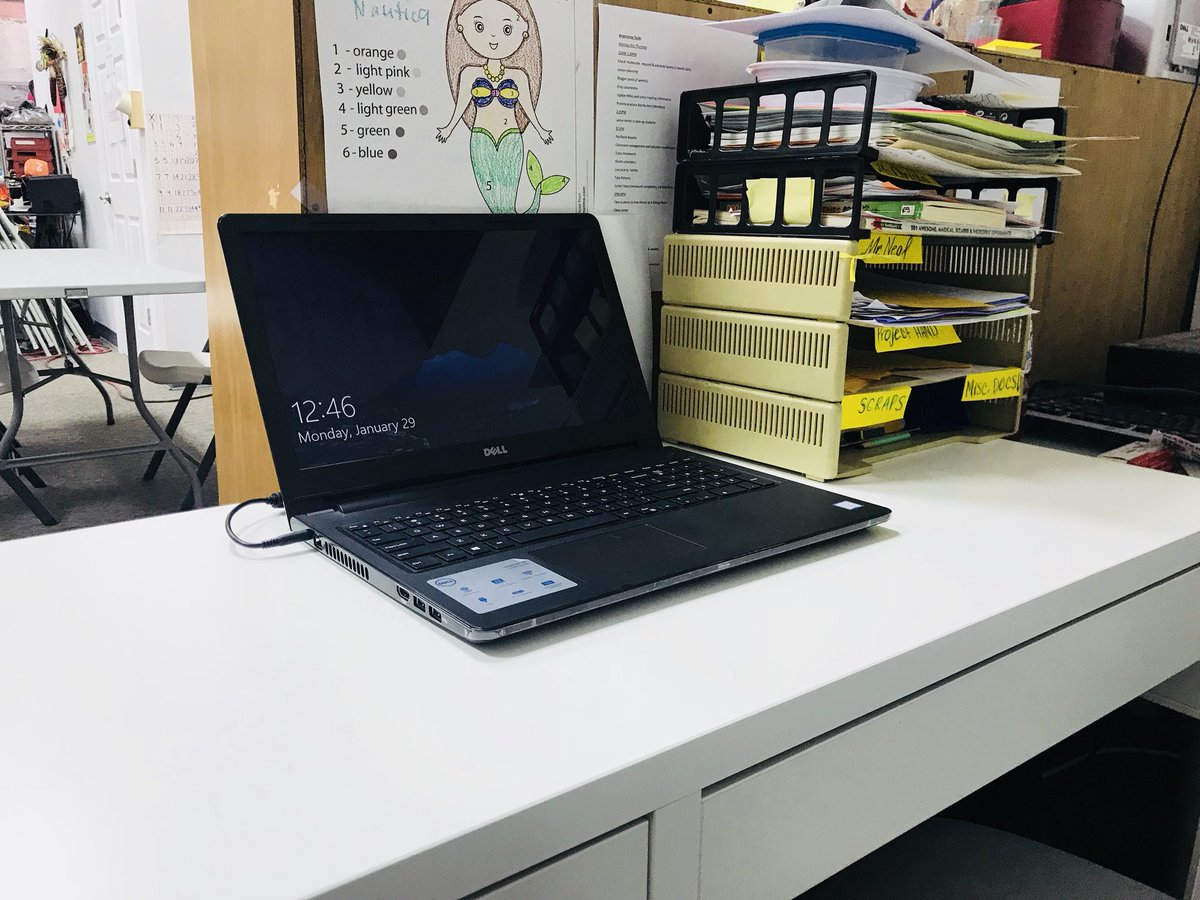 BrashearCARES's tweet photo. Getting our new desks and laptops set up, all thanks to @Hilltopolis for your generous donation! Now we are able to better serve our youth and community in style! https://t.co/fki6gUFxiT