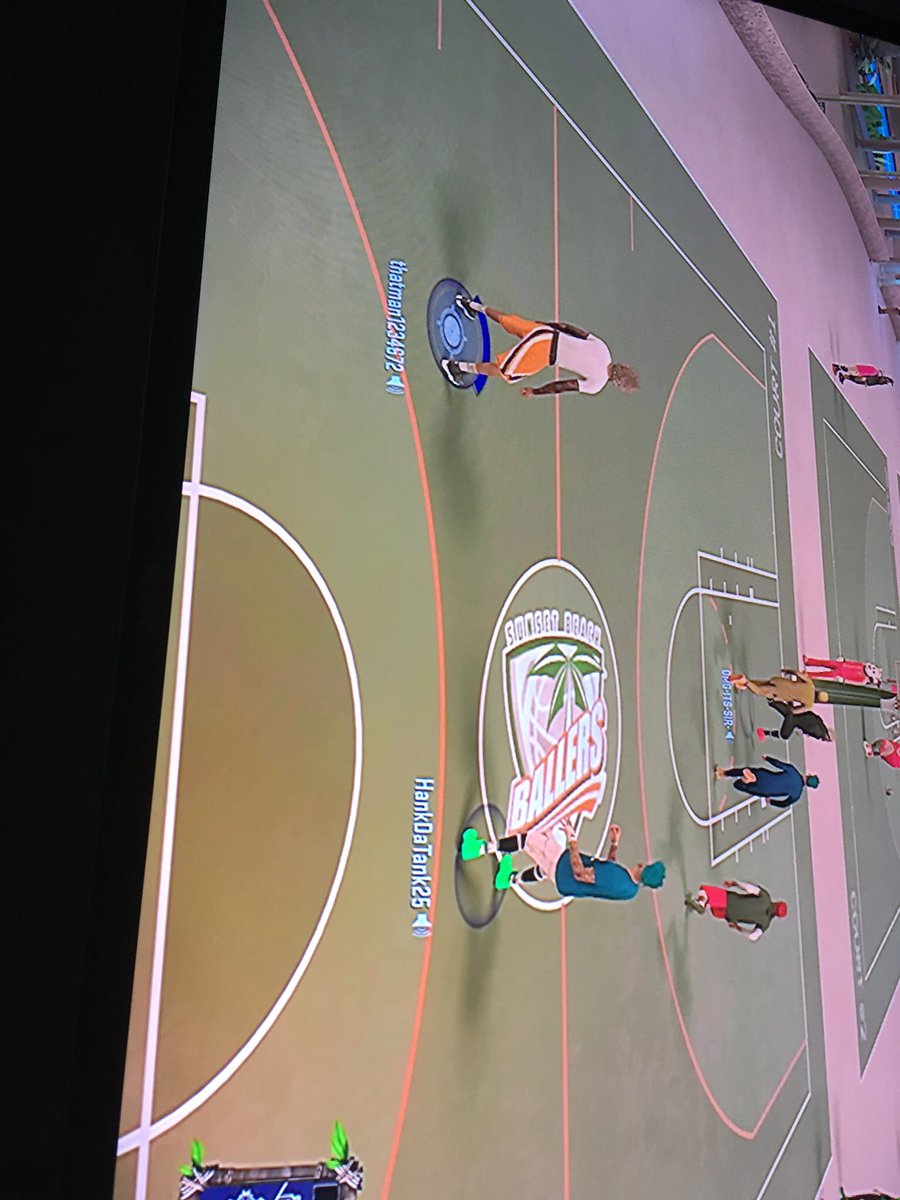 GodlyNazYT's tweet photo. The time I ran with #hankdatank @HankDaTank half court shots 🤙 #Youtuber https://t.co/M0HtJnQmzM