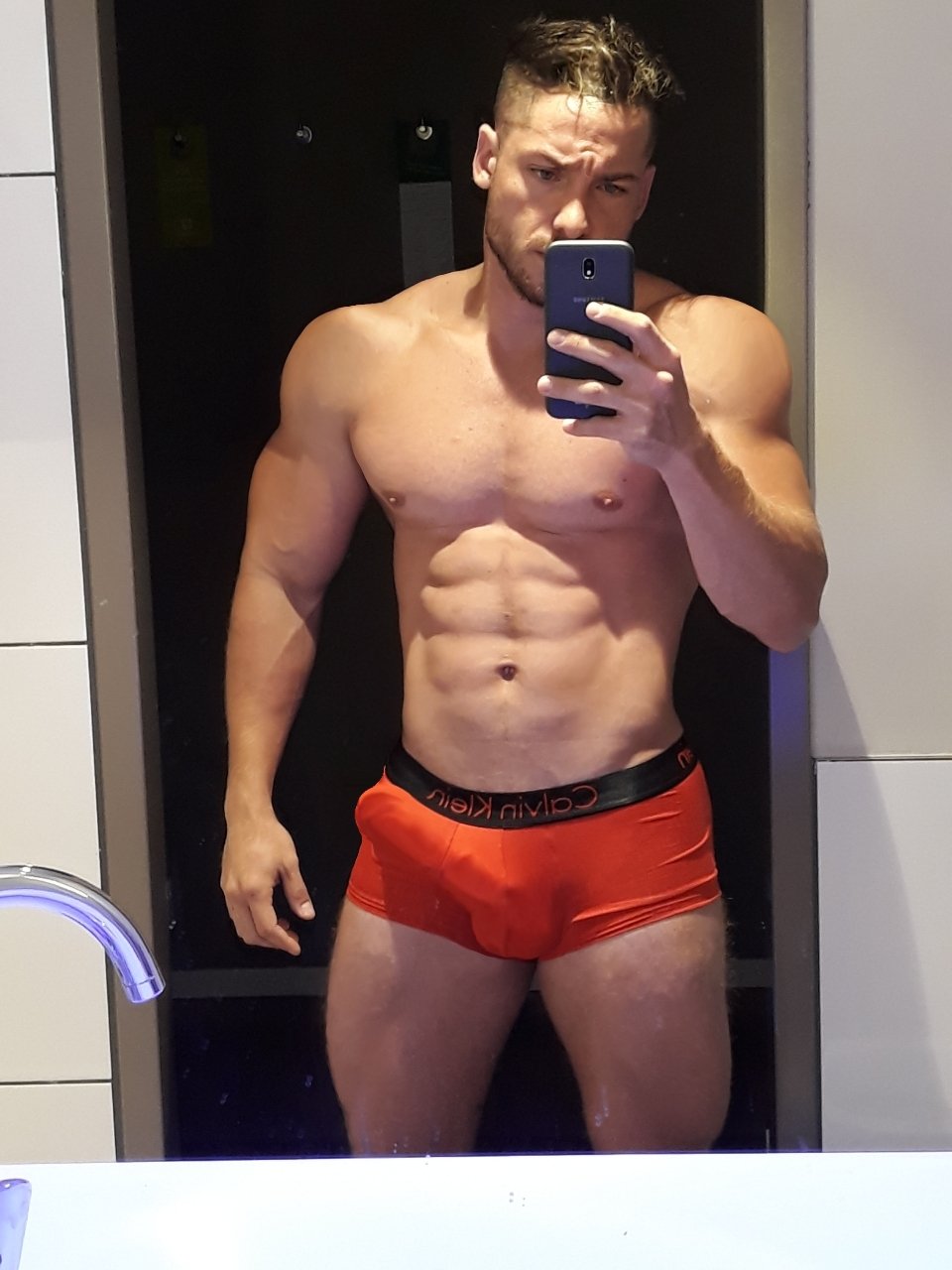 Onlyfans henry licett Henry Licett