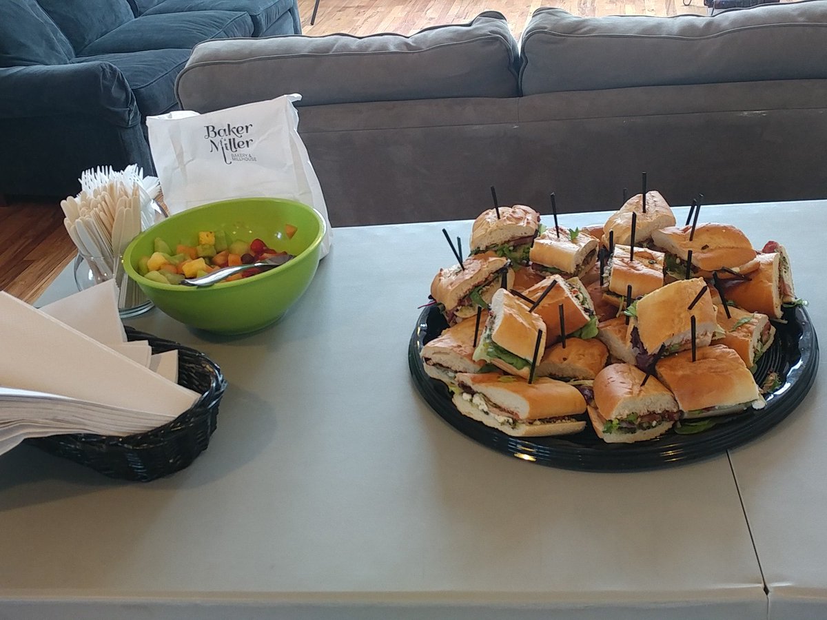 CTAAuditions's tweet photo. Catering leftovers from lunch!  Baker Miller Bakery &amp; Millhouse- you ROCK!!!!! #ctaa2018 @bakermillerchi https://t.co/jX1NTMhJu1