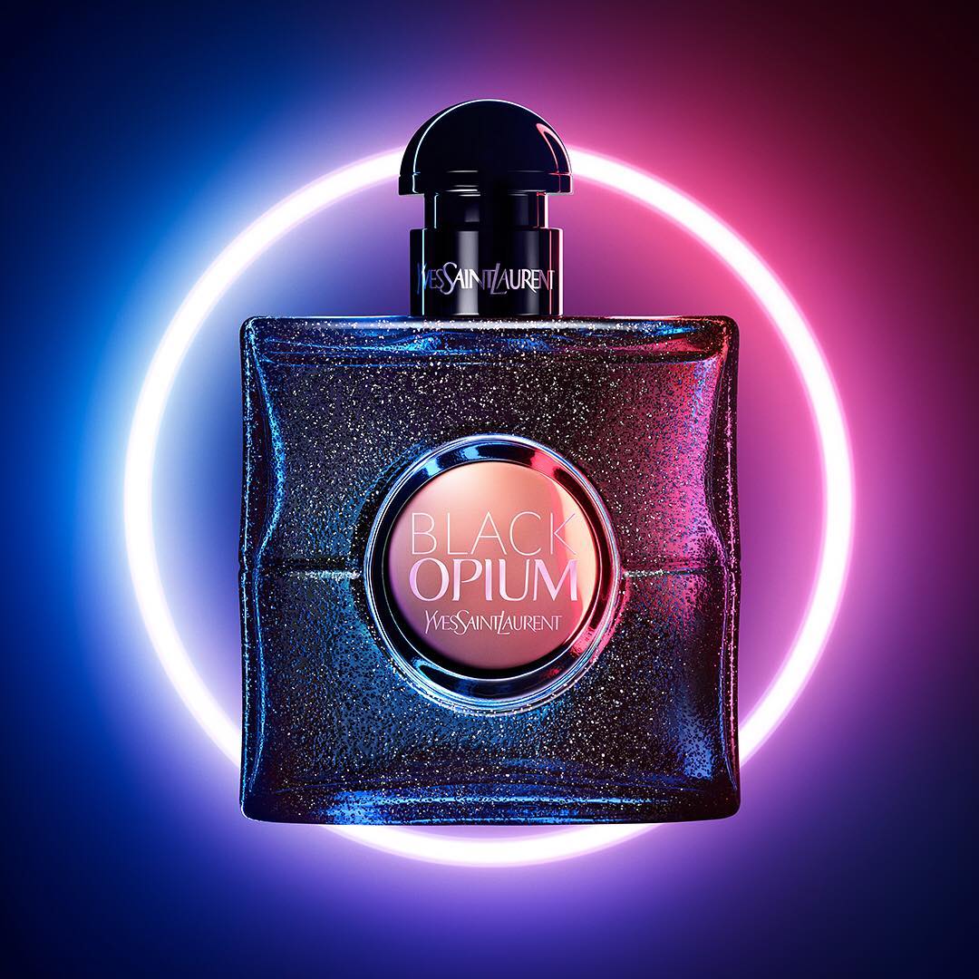 callecorazon's tweet photo. #GirlPower 🙋‍♀️⚡Ama tu libertad y poder de decisión, elige ✨ #BlackOpium de @yslbeauty  con esencia de limón y  aceite de bergamota  - @SephoraMX #Fragrances #YSL #YvesSaintLaurent #SephoraFan #SephoraGirl #Sephora #SephoraMX #MakeUp #Beauty #BeautyAccessories https://t.co/ph1M50EYos