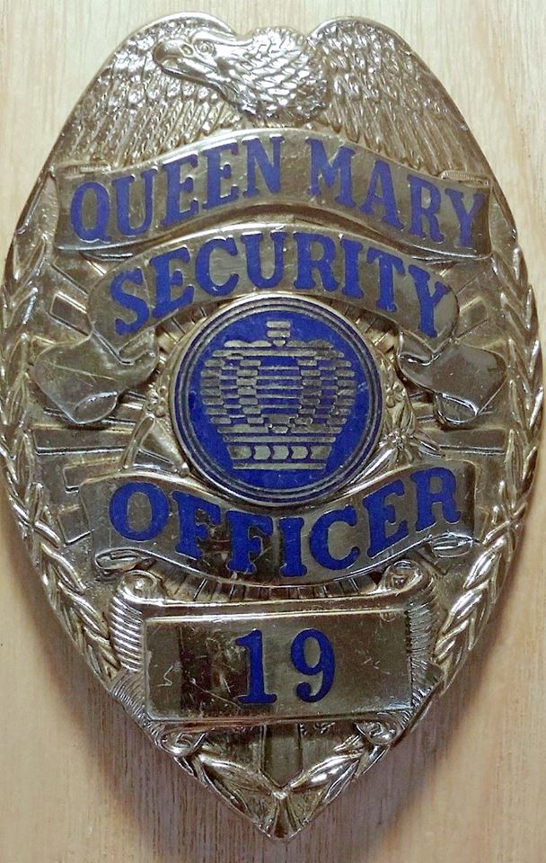 BensonMyers's tweet image. Badge worn by Security Officers when Disney held the lease on the Queen Mary and Spruce Goose, 1988-1991.