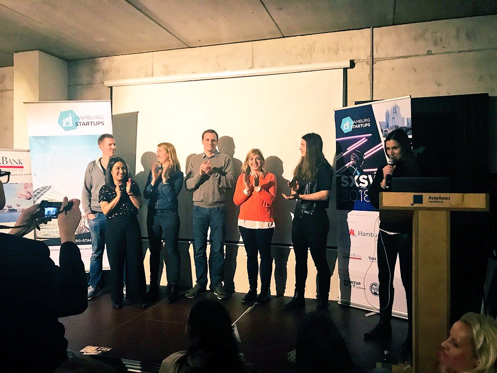 MarieTroester's tweet photo. Was ein Schnitt: 6 tolle Hamburger Gründer auf der Bühne, 4 davon weiblich 👍🏼 #sxswhh https://t.co/zGqGOrafFT