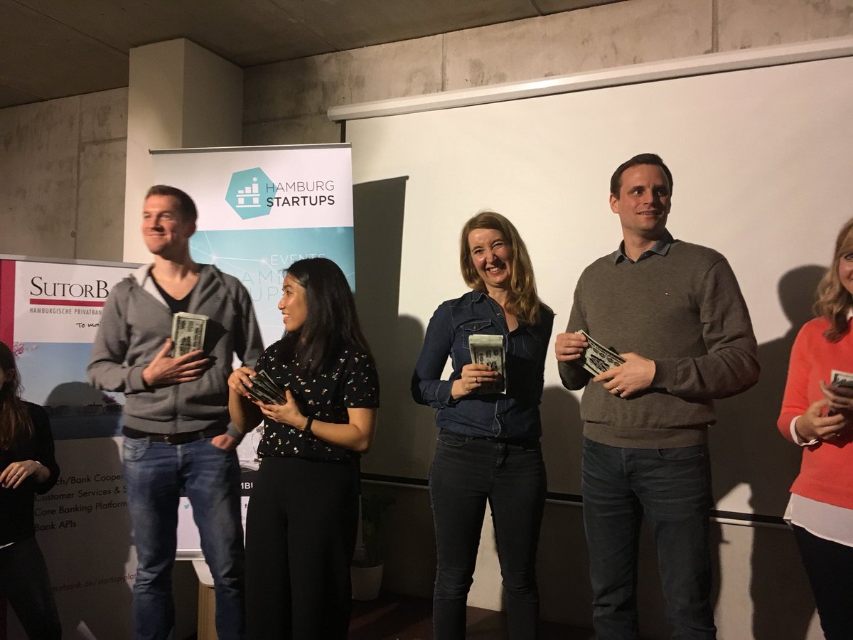 leankoala's tweet photo. Siegerin der 💕 @xUEPSILONx hat das Ticket nach Austin nur knapp verpasst... Wir gratulieren den Gewinnern @nordantech und #qualitize #sxsw2018 #sxsw #hhstartups https://t.co/hPNO4uAAA3