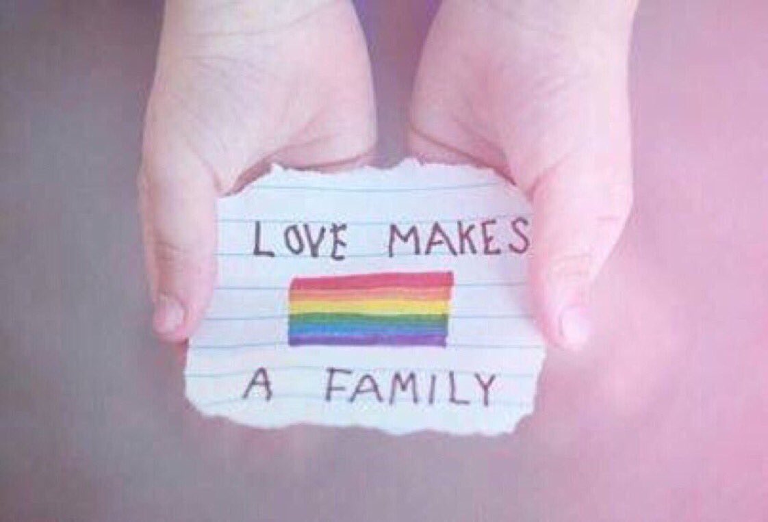 DrRonHolt's tweet photo. Love makes a family. Not gender. 

Please RT if you agree. 
@WipeHomophobia https://t.co/tllxxdAhRZ