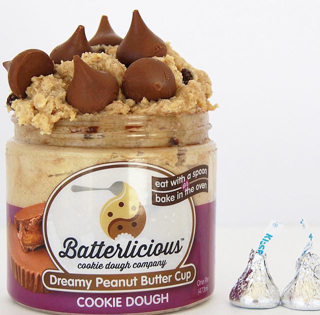 Batterlicious's tweet photo. Heres to a dreamy week full of dough and kisses!! 😘 X🍪X🍪

#publix #racetrac #meijer #dough #yum #treatyourself #cookiedough #dessertgoals #celebrate #specialtreat #cookiedoughlovers #cookie #sweet #dessert #ediblecookiedough #eatwithspoon #bakeinoven… https://t.co/eF2tg6BVwH https://t.co/Ot2J1aMmSr
