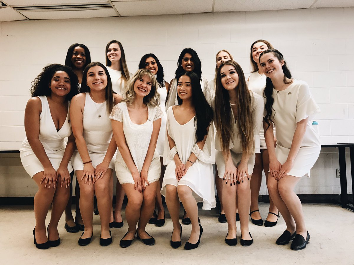 Alphapiphi's tweet photo. Yesterday we pinned some amazing and beautiful ladies that will be a part of the Rho Class! We can't wait to see you grow 💜✨ #RhoIsTheWayToGo https://t.co/Arzdf0Rqnm