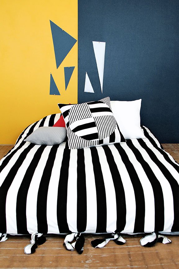 See what you can make with our new Knits Striped! dlvr.it/QD9zYd