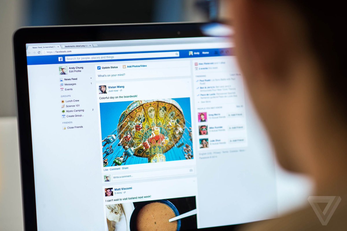 verge's tweet photo. Facebook says it will begin putting more local news into the News Feed https://t.co/p7ekEbDXTi https://t.co/qc8AvJMjez