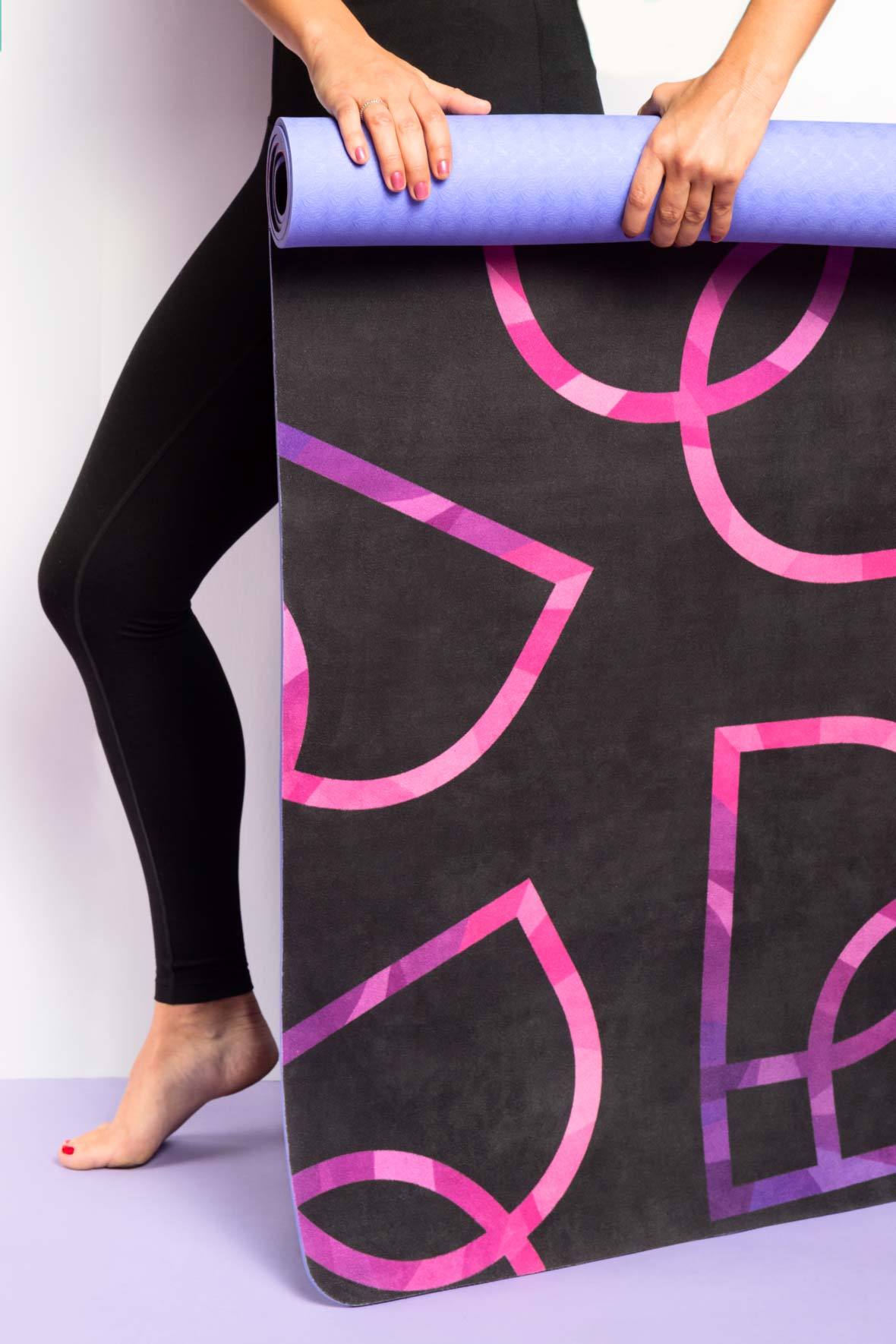 ❤ Cassey Ho ❤ on X: A mat that gets grippier as your hands get  sweatier!??? YES!!!! Introducing our new Luxury Suede Yoga Mat! So lush!    / X