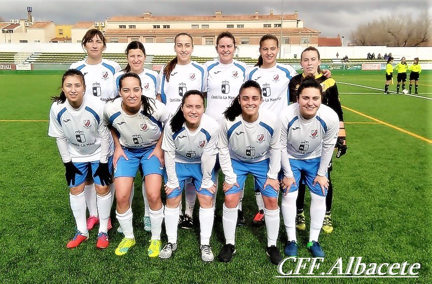 maestrod1's tweet photo. @UDAldaiaCF_Fem Sigue la lucha por ganar puntos el Aldaia femenino ,partido que se jugó en Albacete domingo 28 con el resultado siguiente @cffalbacete 0 -@UDAldaiaCF_Fem 2 goles del Adaia de @pcanyaveras21 @SandraLópez (fotos de partido y de archivo) https://t.co/yLsrOmThpB