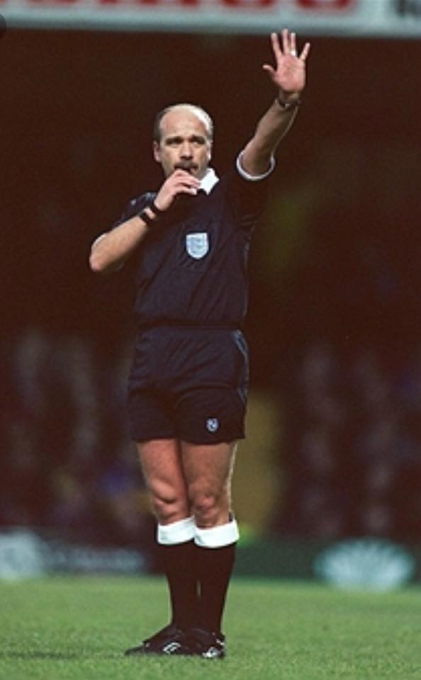 .<a href="/footbaaaallshow/">The Footbaaaall Show</a> Show TOMORROW NIGHT inc ex #NUFC legend Pat Howard &amp; Alun Wilkie (Sent off Cantona for his famous Kung-Fu antics!) With <a href="/Thegavinwebster/">Gavin Webster</a> &amp; @ImLeeKyle Tix &amp; Info Here ow.ly/NDPI30i4kzz Book Now for the regions only topical #Comedy #Football show