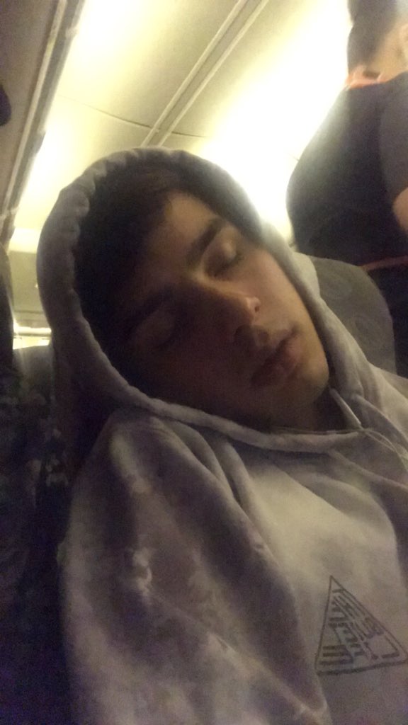 FlapGames's tweet photo. @gabrielneox_ Beleza gabriel, tá tudo bem https://t.co/dXd2yLioqK
