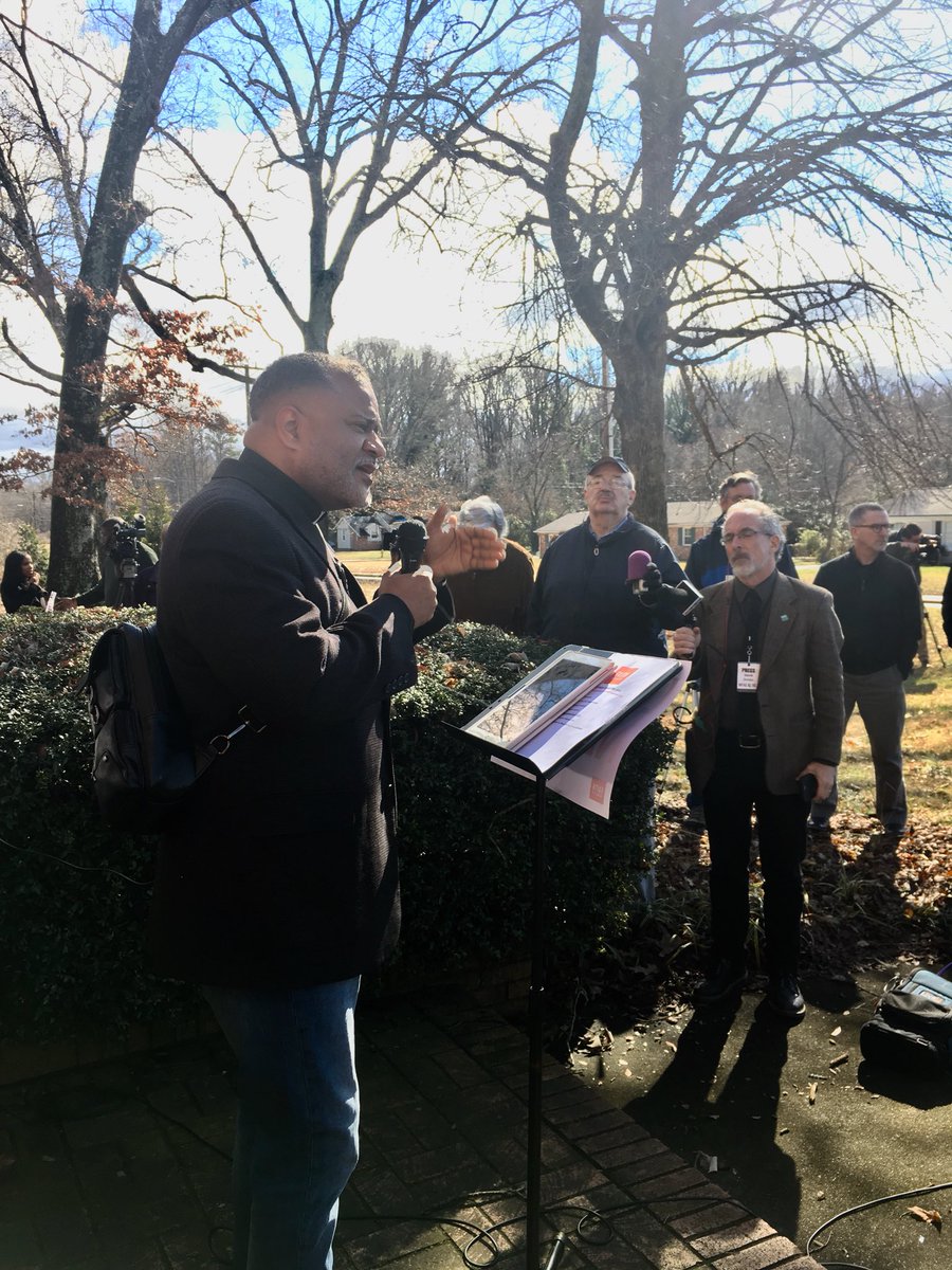 PatCothamMeck's tweet photo. Powerful press conference against the anti-LGBT graffiti on the doors of Westwood Church near South Park. #SupportForChurch #DiverseFaiths @MeckSheriff @CharlotteNAACP1 @MeckMin https://t.co/5uBvDWiZD5