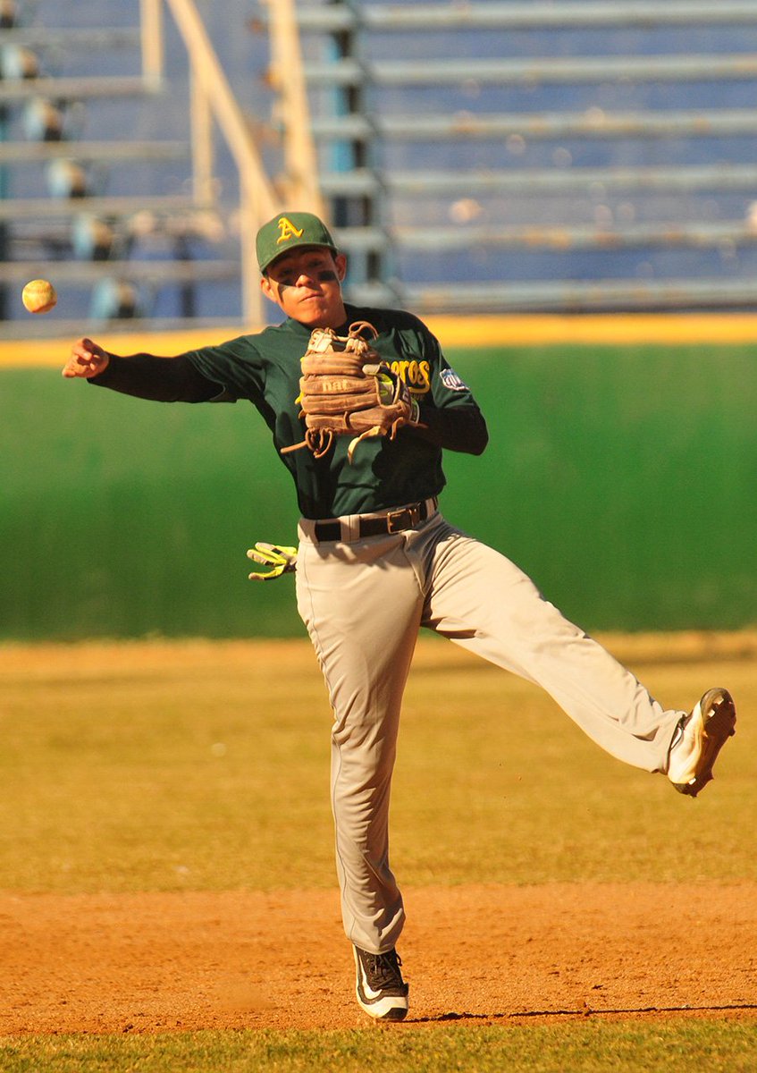 TorneoGuiber's tweet photo. ALGODONEROS DE GUASAVE IMPONE SU LEY CON PITCHEO Y VENCE AL CARRIZO 2-0
El Estadio Carranza Limón de la vecina Guasave, fue el mudo testigo donde el pitcheo también impuso su ley y los Algodoneros vencieron 2-0 a los Trigueros del Carrizo para ir a la gran final. https://t.co/OGpJLOzmt6