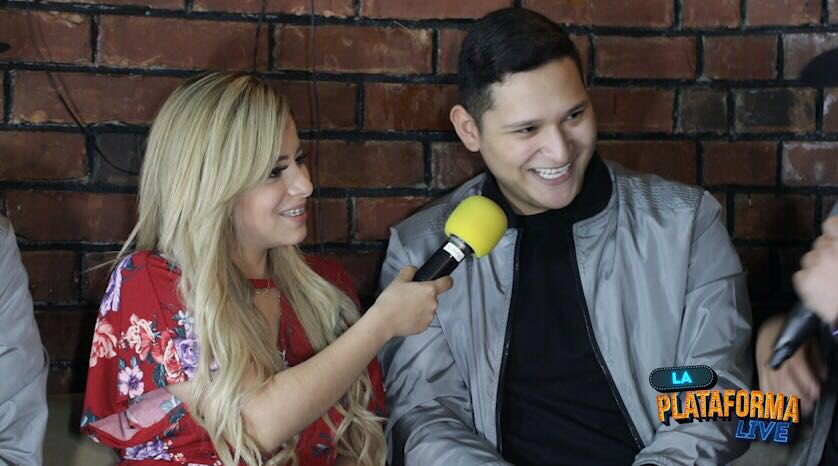 balbibenavides's tweet photo. Ya está listo @ricardordztv y @LLugoEdith para #LaPlataformaLive hoy de invitados especiales #Dezman en punto de las 9:00PM vía @TeleritmoTv #SonandoRecio https://t.co/mxyIh55YvT https://t.co/DEHrUAHMUo