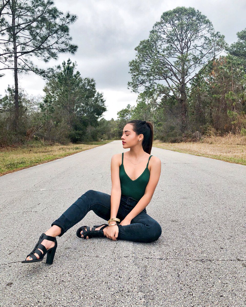 eimywby's tweet photo. #AndForMyFirstTrick I will turn a gloomy day into a good day :) https://t.co/usWjn6XaCU