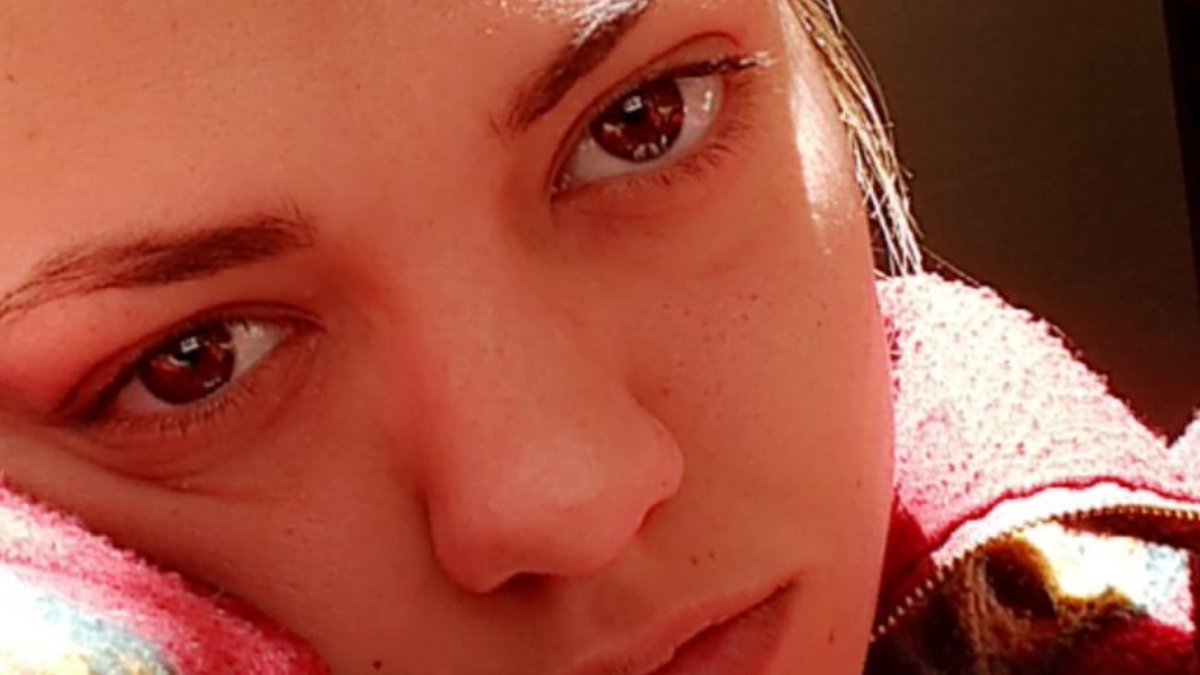 She blows my mind I swear