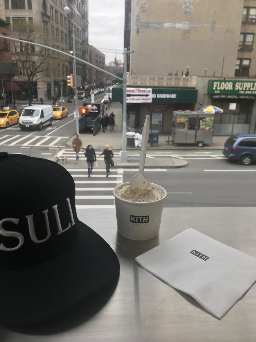 Jase_Dippy's tweet photo. SULI x KITH COLLAB? ๐ค @MrKyleOcho @MoneyMakinSongz #SULInation https://t.co/hNT1O4xKKX