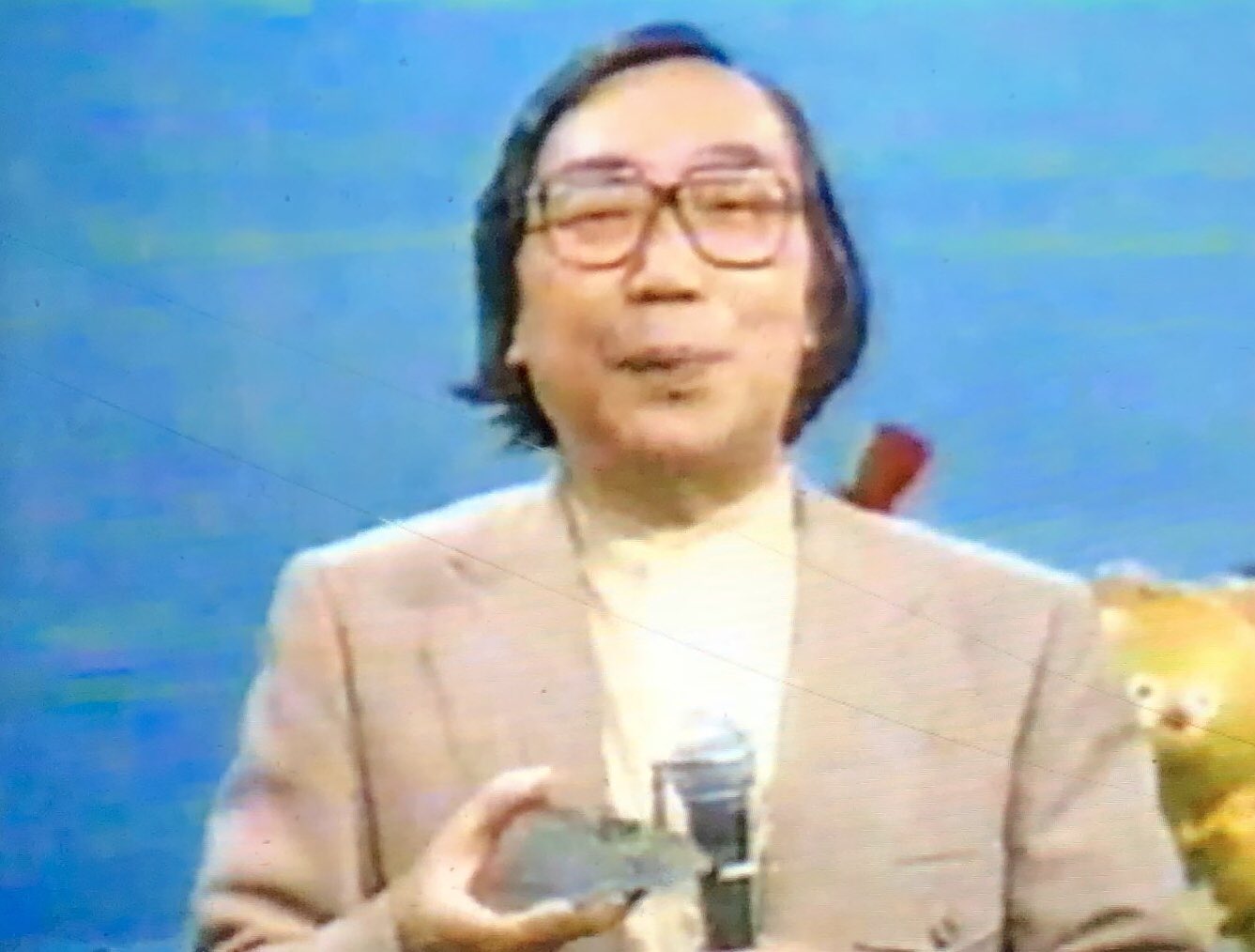 オダブツのジョー 在 Twitter 上 昭和なテレビ 256 ばくさんのかばん Nhkeテレ 80 4 12 87 3 ばくさん 熊倉一雄 の持ってるかばんは いろんな道具を出したり 様々な場面へ移動したりと とにかく不思議がいっぱい そんなことを通じて 子供たちに数字