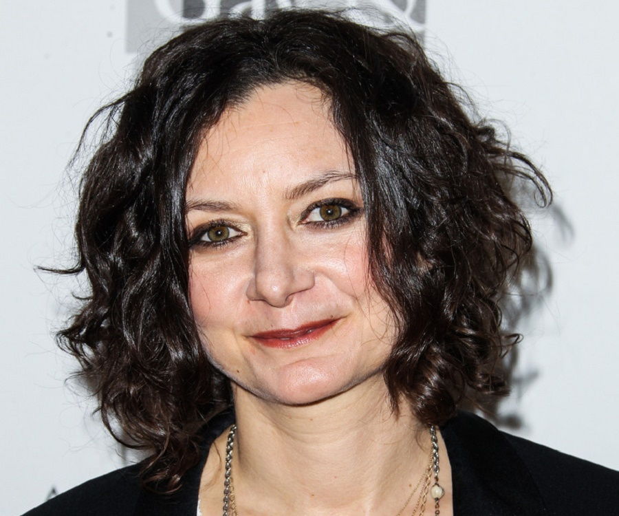  Sara Gilbert!    